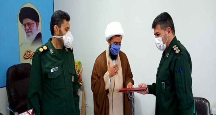 گرامیداشت هفته معلم و عقیدتی سیاسی سپاه و بسیج در اسلام آبادغرب+تصاویر