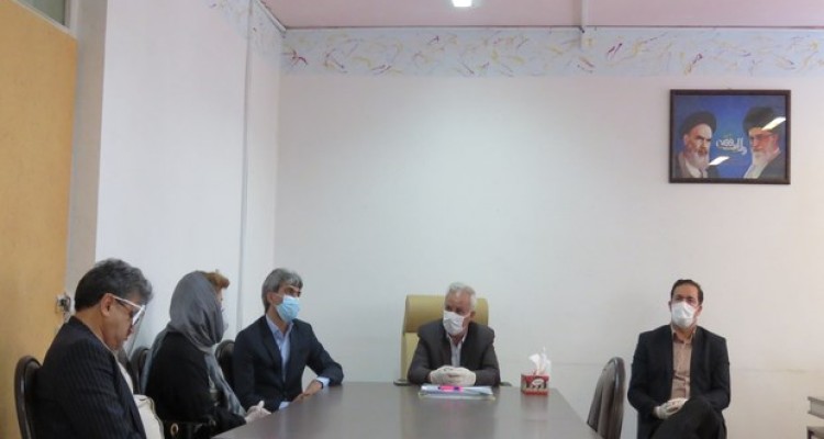 اهدای یک دستگاه ونتیلاتور به بیمارستان اسلام آبادغرب+تصاویر