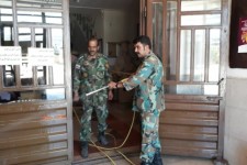 ضدعفونی مدارس اسلام آباد غرب توسط تیپ ۱۸۱ زرهی  نیروی زمینی ارتش