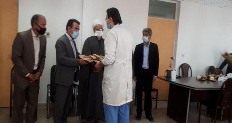 تجلیل از پزشکان بیمارستان اسلام آبادغرب+تصاویر