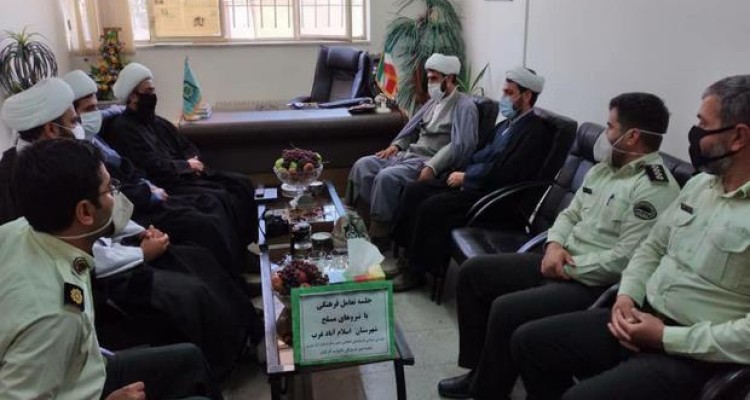  جلسه تعامل فرهنگی و سیاسی نیروهای مسلح شهرستان اسلام آبادغرب