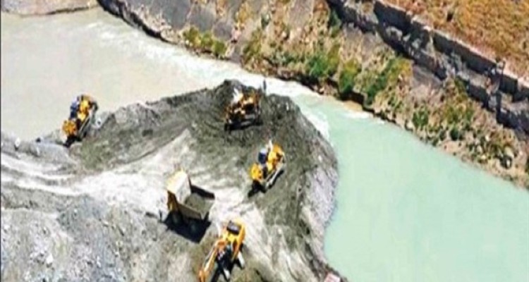 تیغ تیز فینسک زیر گلوی محیط زیست و منابع طبیعی/ قربانی‌شدن نظر کارشناسان در مسلخ سیاسی