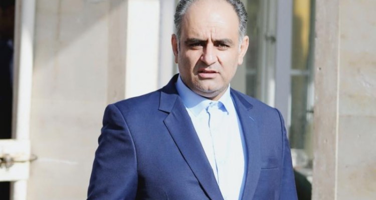  در چارچوب فرمایشات رهبری بدنبال رفع مشکلات مردم و مسائل مدیریتی هستیم/ برخی از مشکلات کشور داخلی است و ربطی به تحریم ندارد