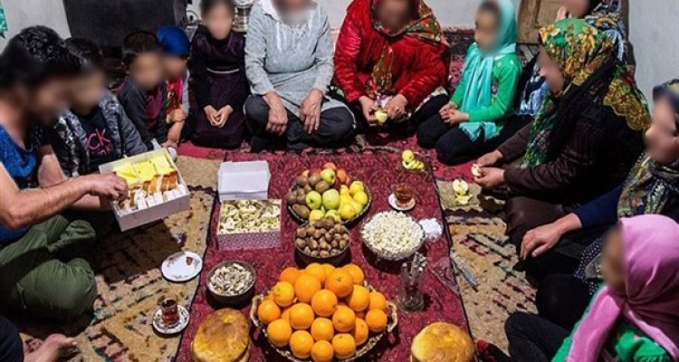 حُبابِ حیاتِ سالمندان در یلدایِ آخرین سالِ قرن