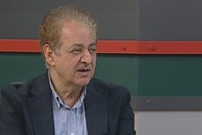 مردم نگران نباشند؛ احتمال اپیدمی کرونای انگلیسی کم است/ رعایت پروتکل‌ها رمز مقابله با هر کرونایی است