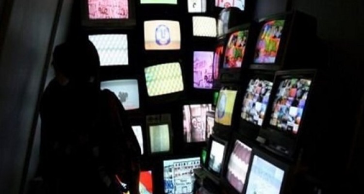 پشت پرده «طاقچه بالا» گذاشتن برخی برای تلویزیون/ لج بازی کن، طعنه بزن و سریال میلیاردی بساز!