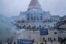 افتضاح آمریکایی و رسوایی دلباختگان شیطان بزرگ/ اذعان تحلیل‌گران غربی به پایان یکه ‌تازی مدعیان دموکراسی