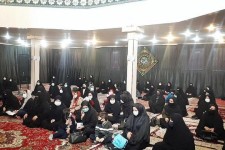آیین عزاداری شهادت حضرت زهرا(س) در اجتماع بانوان فاطمی اسلام آبادغرب+عکس