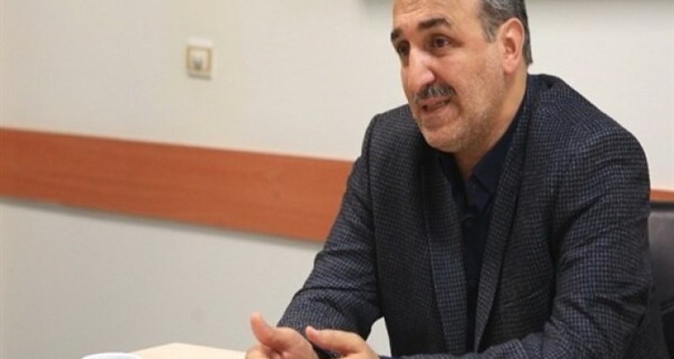 بلوغ زودرس کودکان ناشی از تعامل با فضای مجازی است/ آموزش مجازی؛ یک فرصت و۱۰۰تهدید!