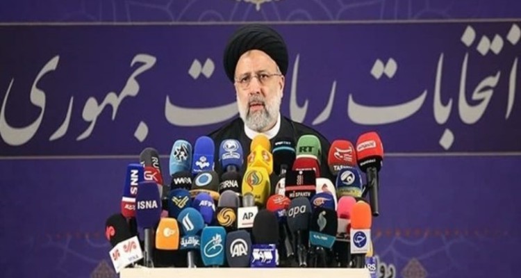 حضور من نافی حضور هیچکس نیست/ ‌بانیان وضع فعلی نمی‌توانند تغییر دهنده وضع موجود باشند