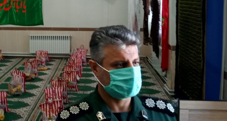 توزیع ۱۳۰۰ بسته معیشتی توسط سپاه اسلام آبادغرب در بین نیازمندان شهرستان