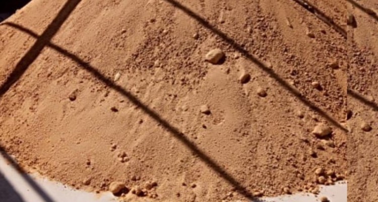 کشف و ضبط 20 تن کنجاله‌ سویا قاچاق در اسلام آبادغرب