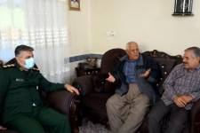 دیدار و سرکشی فرمانده سپاه اسلام آبادغرب از خانواده پیشکسوتان و بازنشستگان شهرستان+تصاویر