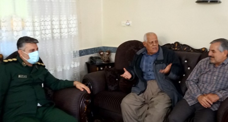 دیدار و سرکشی فرمانده سپاه اسلام آبادغرب از خانواده پیشکسوتان و بازنشستگان شهرستان+تصاویر
