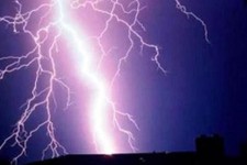 مرگ جوان 22 ساله بر اثر رعد و برق در بخش حمیل