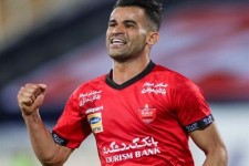 حسینی: در این ۵ سال فقط جنگیده‌ایم/ آل‌کثیر: فعلا که ۵ جام قهرمانی گرفتیم!