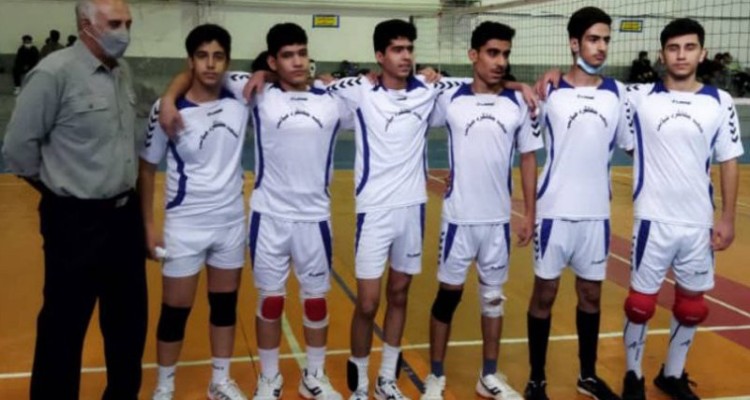 اسلام آبادغرب قهرمان مسابقات والیبال نونهالان غرب استان شد