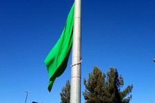 برافراشته شدن پرچم لبیک یامهدی در اسلام آبادغرب+تصاویر