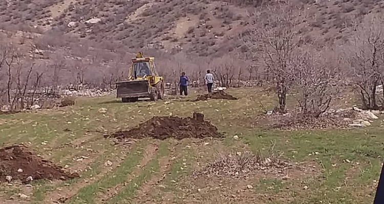 رفع تصرف 7هزار متر از اراضی ملی اسلام آبادغرب/مردم در تعطیلات نوروز خود را همیار طبیعت بدانند