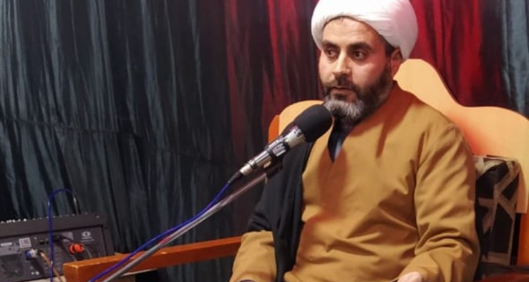 رفع معضل بیکاری نخبگان با رویکرد دانش بنیان کردن تولید/توجه به ظرفیت علمی دانشگاه ها جهت رفع مشکلات اقتصادی