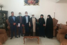 تجلیل از خانواده معظم شهدا در اسلام آبادغرب+تصاویر