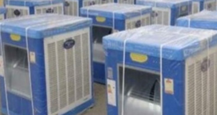 توزیع 75دستگاه کولر و یخچال در بین مددجویان کمیته امداد اسلام آبادغرب