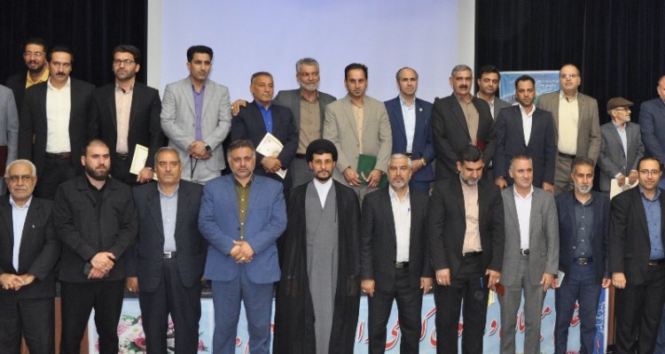 آیین تقدیر از کارمندان نمونه ادارات شهرستان اسلام آبادغرب+تصاویر