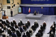 سیاست آمریکا ایجاد جنگ شیعه و سنی و همچنین شیعه با شیعه و سنی با سنی است