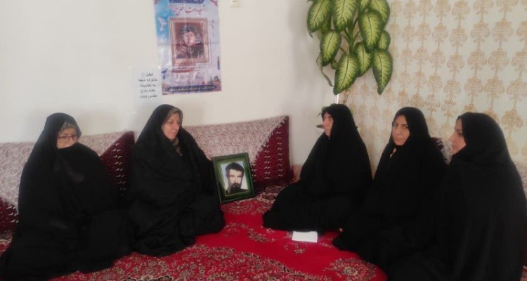 دیدار با خانواده معظم شهدا بمناسبت هفته دفاع مقدس+عکس