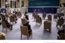 راه علاج دشمنی‌ها، ایستادگی است؛حوادث جزیی حواس مسئولان را از سازندگی پرت نکند/ برخورد امنیتی قضایی با عوامل و افراد همسو با دشمن، کار فرهنگی با افراد هیجان‌زده