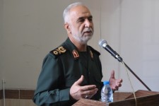 رمز عبور از فتنه ها گوش به فرمانی ولایت و انجام جهاد تبیین است/دشمنان پول های زیادی خرج می کنند تا در فضای مجازی بر ذهن و روان مردم تأثیر بگذارند