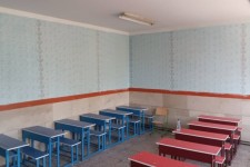 رنگ آمیزی بیش از 60 کلاس درس توسط بسیج سازندگی سپاه اسلام آبادغرب