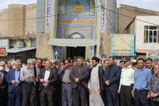 فیلم| اعلام انزجار مردم اسلام آبادغرب از جنایت داعش در حرم مطهر شاهچراغ