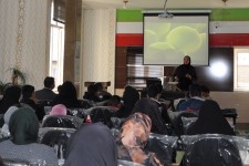 کارگاه سواد رسانه و آسیب های فضای مجازی در اسلام آبادغرب برگزار شد