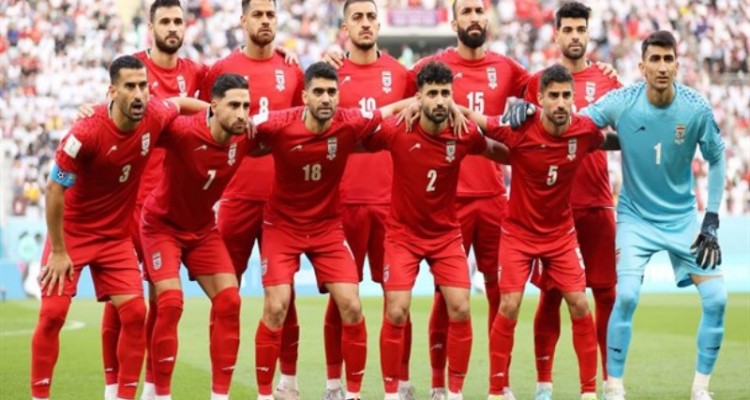 پویانمایی| شکار "سوپر‌ من" و "آرکیو ۱۷۰" وسط بازی ایران و آمریکا