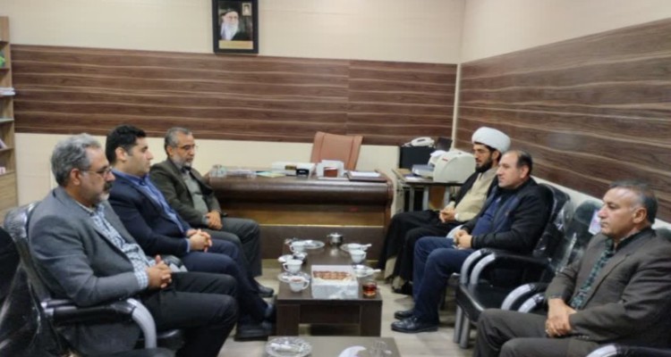 خانواده ها با مشکلات و آسیب های اجتماعی ناشی از فضای مجازی رها شده دست به گریبانند