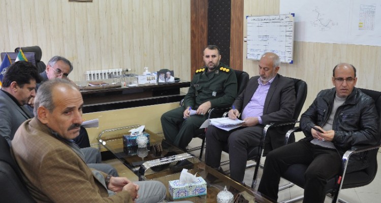 جلسه پیگیری روند پیشرفت پروژه‌های جهاد آبرسانی به روستاهای شهرستان اسلام آبادغرب