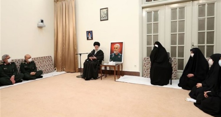 شهید سلیمانی در متوقف کردن غائله بزرگ داعش امتحان خوبی داد/ شجاعت و اخلاص از صفات برتر سردار سلیمانی بود