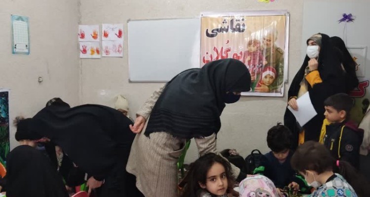 مسابقه نقاشی نوگلان فاطمی مکتب سلیمانی در اسلام آبادغرب