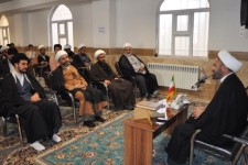 وظیفه سنگین جهاد تبیین بردوش ما گذاشته شده است/محکومیت توهین نشریه منحوس فرانسوی به ولایت و مرجعیت