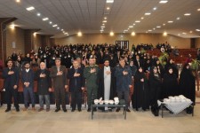 همایش گرامیداشت مقام زن و روز مادر در اسلام آبادغرب+تصاویر