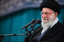 رفع فقر و مشکل معیشتی بدون رشد اقتصادی علاج‌ پذیر نیست