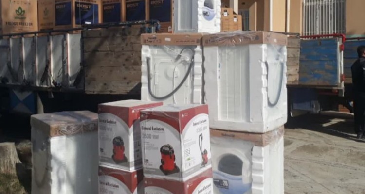 اهدای ۱۶سری جهیزیه به نوعروسان زیرپوشش کمیته‌امداد اسلام‌آبادغرب