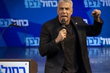 لاپید: اسرائیل چند ماه دیگر از درون تجزیه می‌شود