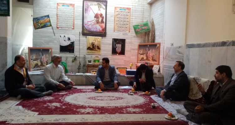 سرکشی مدیرکل بنیاد شهید استان کرمانشاه از حسینیه‌های شهدا در اسلام‌آبادغرب