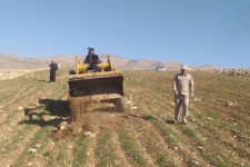 خلع‌ ید بیش از  ۹ هکتار از اراضی ملی در اسلام‌آبادغرب