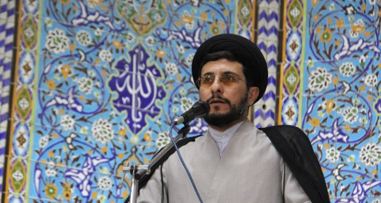 انتقاد و سؤال امام جمعه اسلام‌آبادغرب از دکتر بخشی‌پور نماینده اسلام‌آباد و دالاهو+فیلم