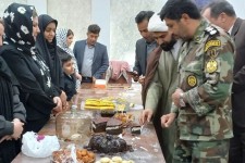 جشنواره مهارت آموزی شیرینی‌پزی در کوی سازمانی تیپ ۱۸۱ اسلام‌آبادغرب