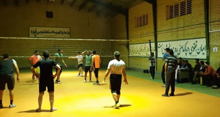 برگزاری مسابقات والیبال جام رمضان یادواره شهید حاج حامد یعقوب‌نژاد در بخش حمیل