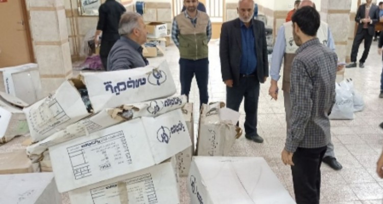 توزیع ۳ هزار بسته کمک معیشتی در بین خانواده های نیازمند شهرستان